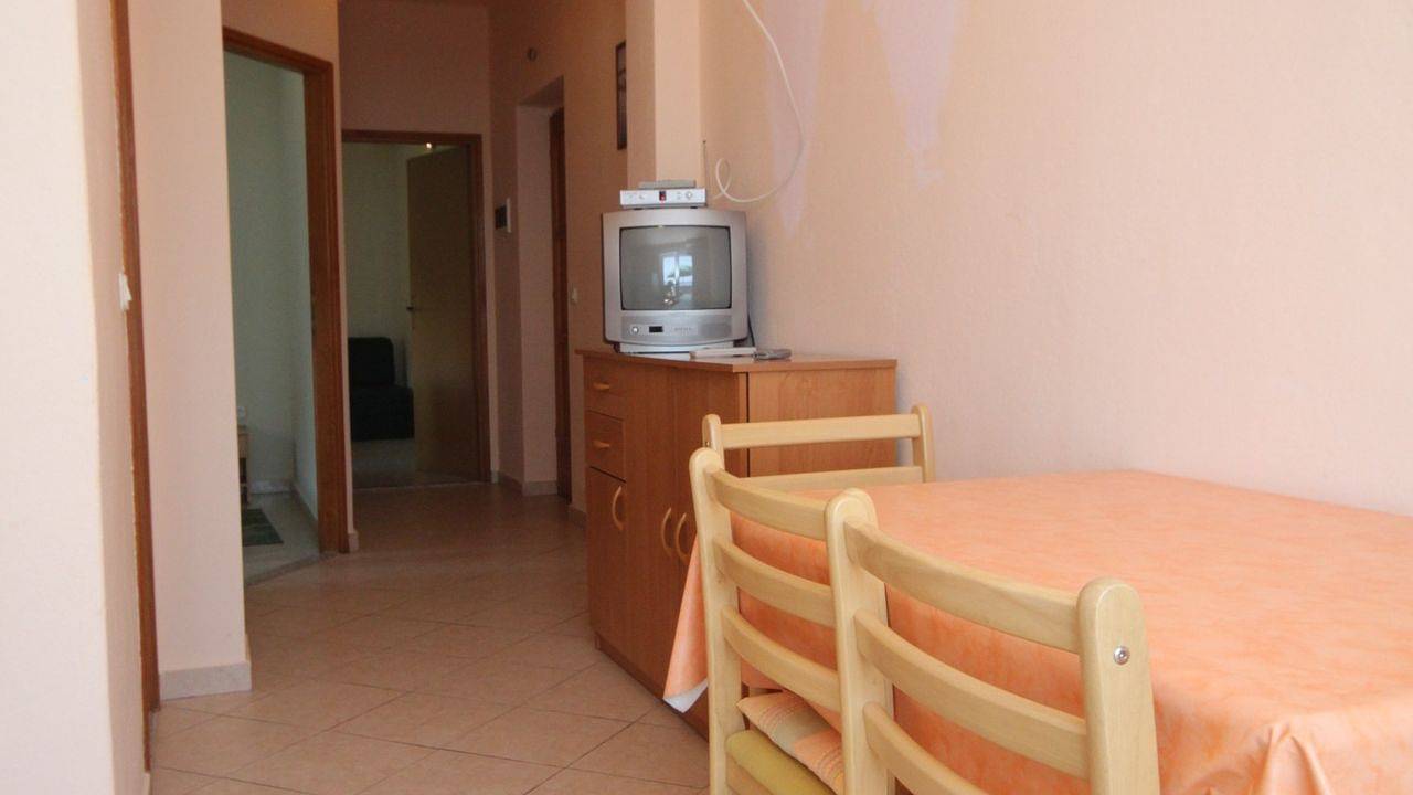 Ganze Ferienwohnung, Ferienwohnung für 4 Personen (42 m²) in Kali in Kali, Insel Ugljan