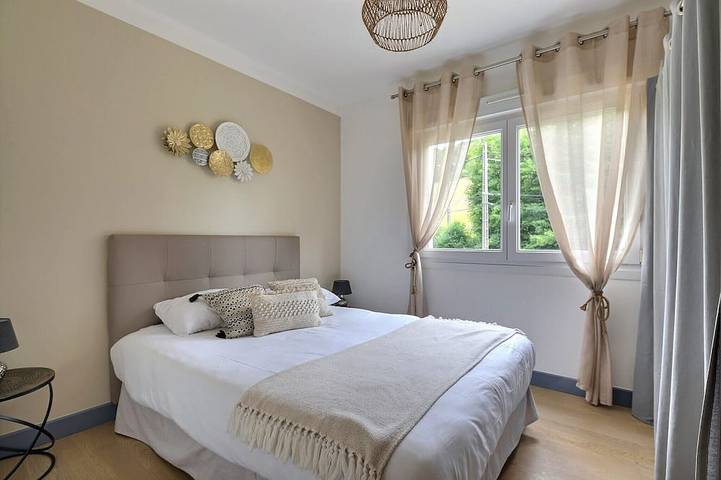 Location de vacances pour 12 personnes, avec Balcon ainsi que Jacuzzi et Jardin à Fresse-sur-Moselle - 2