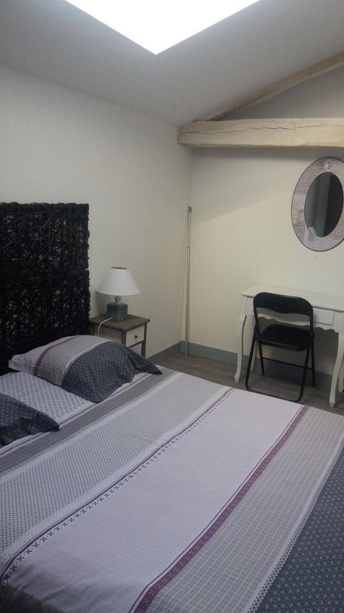 Gîte pour 2 personnes, avec vue et jardin, animaux acceptés à Saint-Macaire - 4