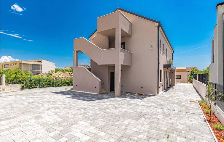 Ferienwohnung für 4 Personen, mit Terrasse und Pool - 1