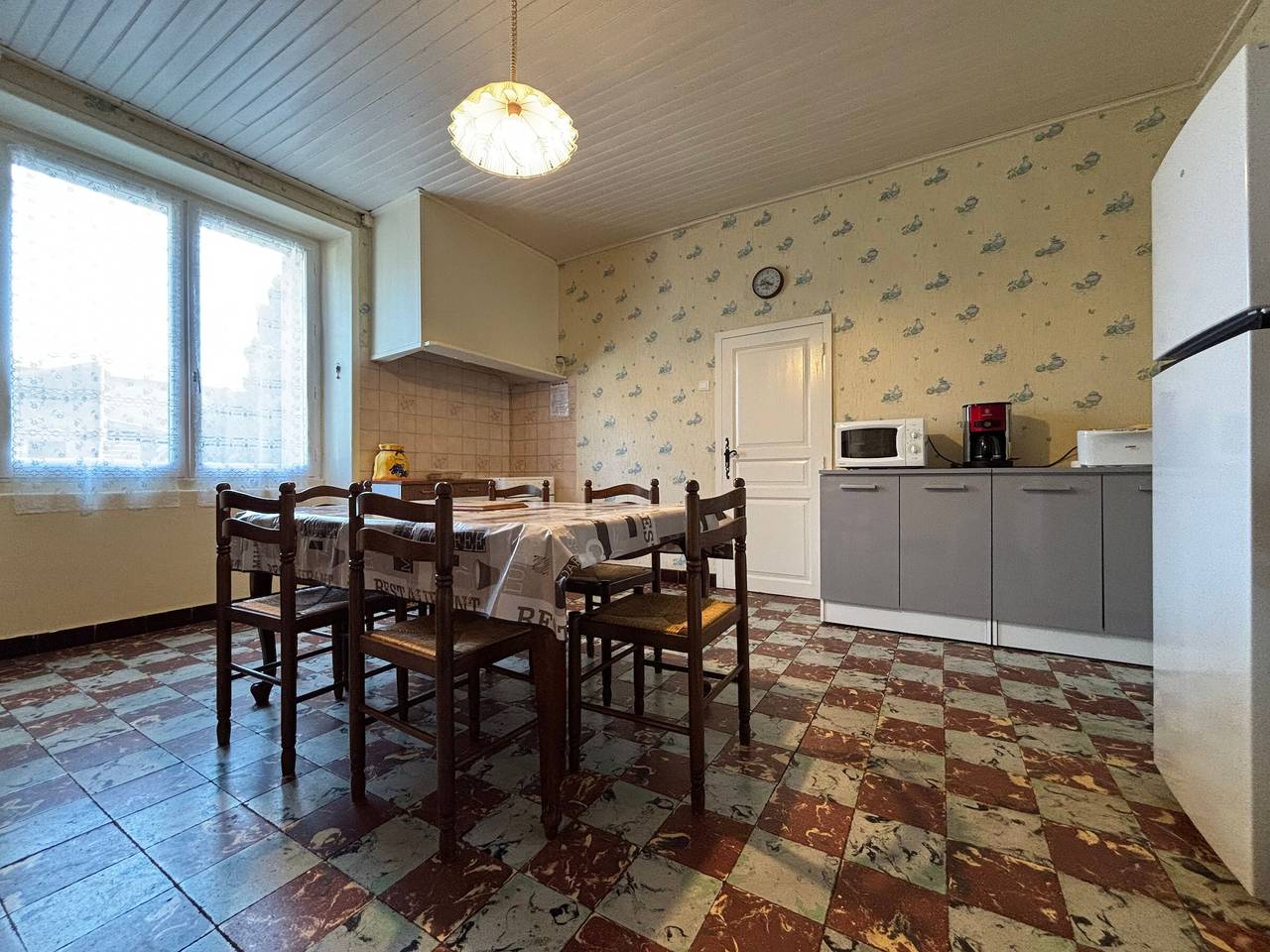 Charming Village Retreat Near Loire Gorges: Spacious Home, Garden, & Nearby Attractions in Solignac-sur-Loire, Massif Central