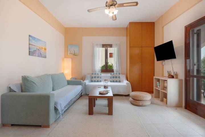Panoramisch uitzicht op de Libische Zee in Seacrete House! in Keratokampos, Iraklio-Heraklion en omgeving
