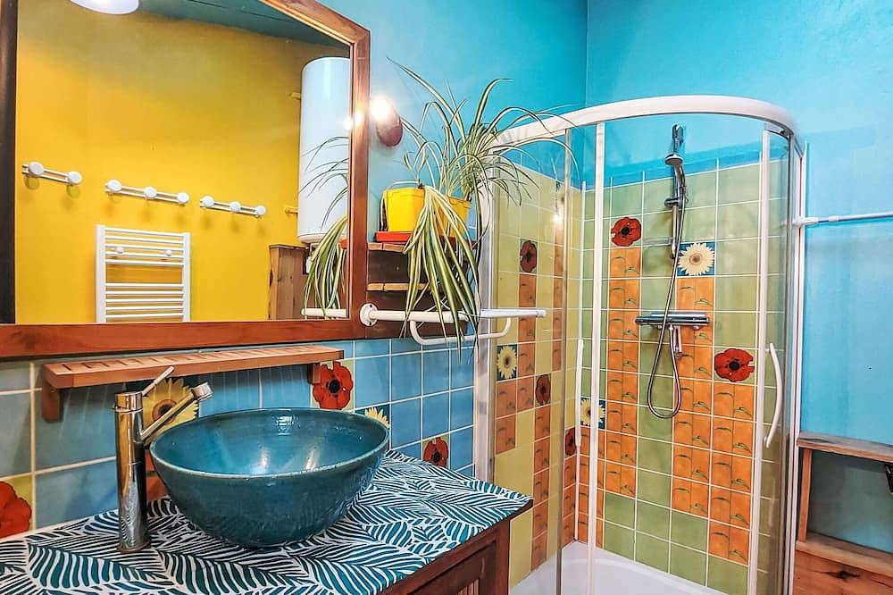 Belle maison de vacances privée pour 4 personnes avec Wifi, Tv et patio in Plérin, Côte de Goëlo