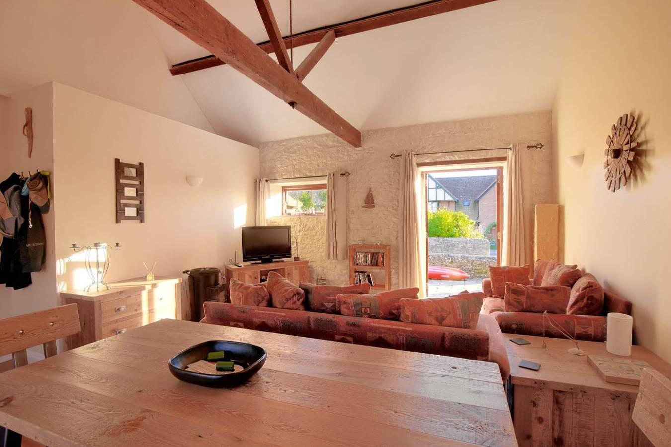 2 Home Farm South in Combpyne Rousdon, Devon