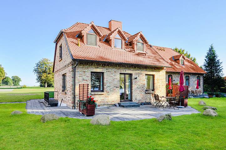 Ferienhaus für 6 Personen, mit Balkon und Sauna sowie Garten