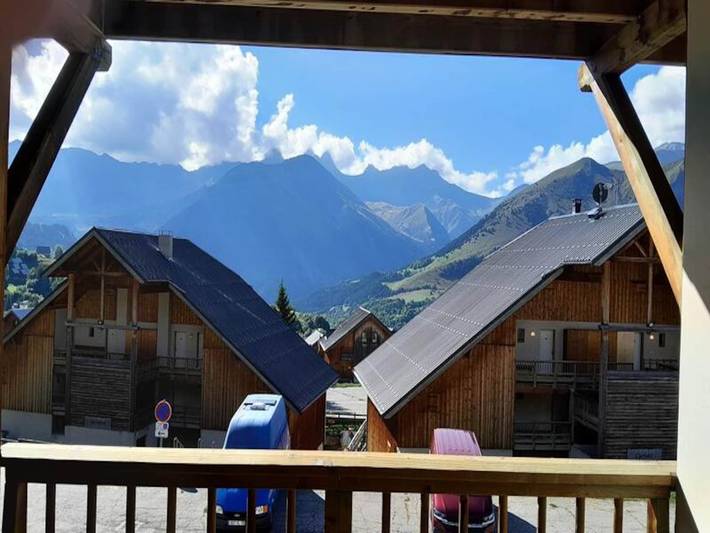 Location de vacances pour 6 personnes, avec piscine, adapté aux familles à Saint-Jean-d'Arves