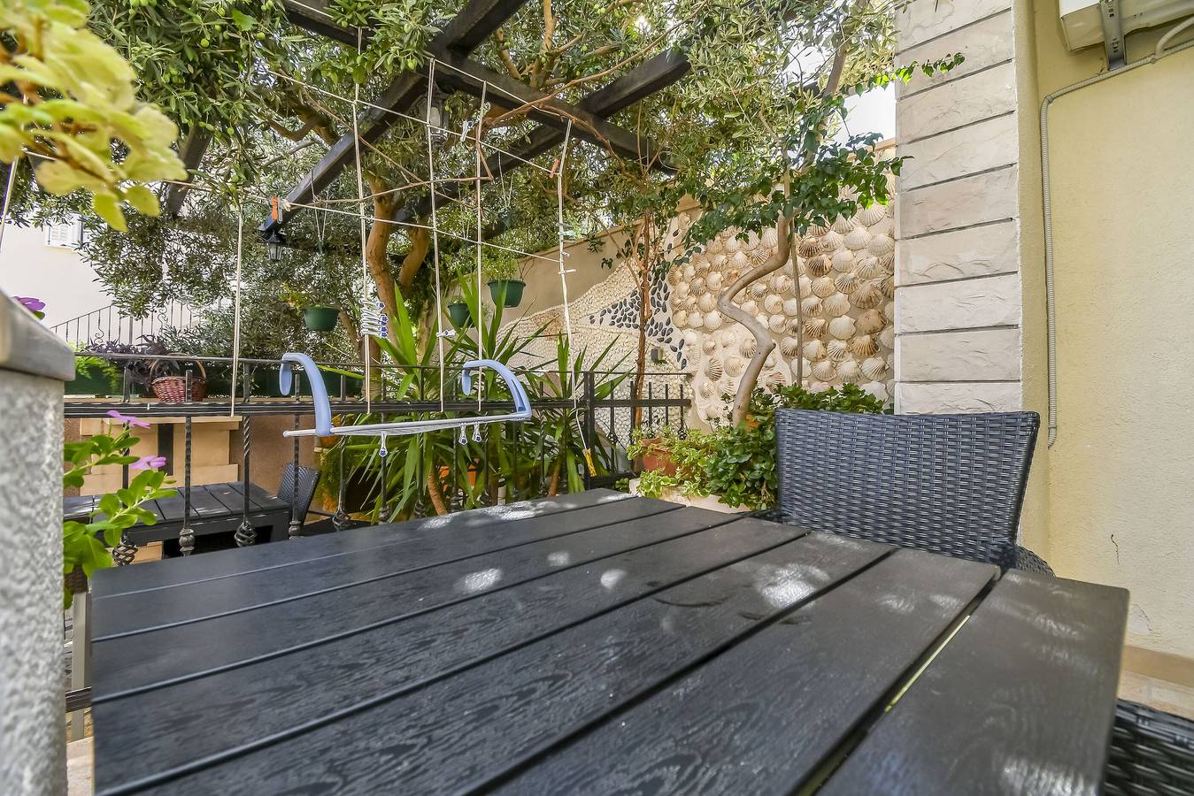 Apartments and Room Napoli in Bol otok Brač, Bol