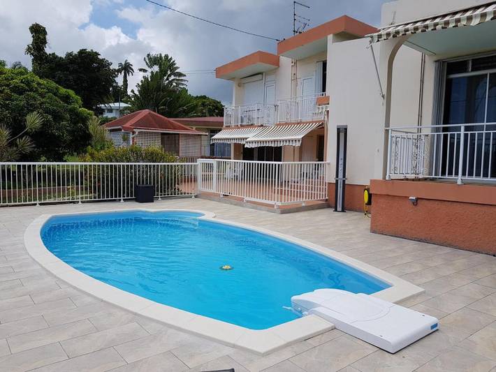 Maison d’hôte pour 2 personnes, avec vue ainsi que jardin et piscine