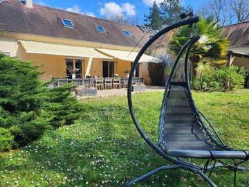 Gîte pour 25 personnes, avec jardin et terrasse, animaux acceptés à Paley