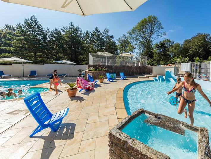 Camping für 3 Personen, mit Pool und Sauna am Tarn