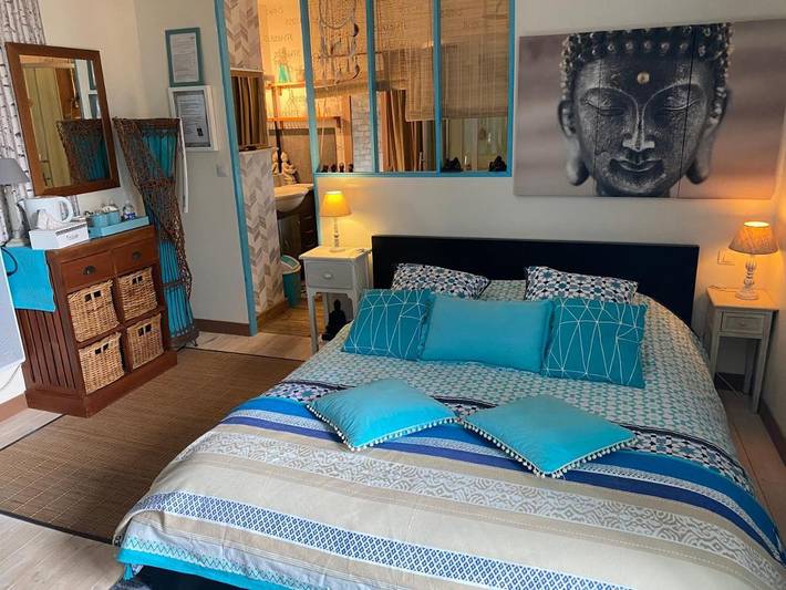 Chambre d’hôte pour 2 personnes, avec jardin ainsi que terrasse et piscine dans les Deux-Sèvres - 3