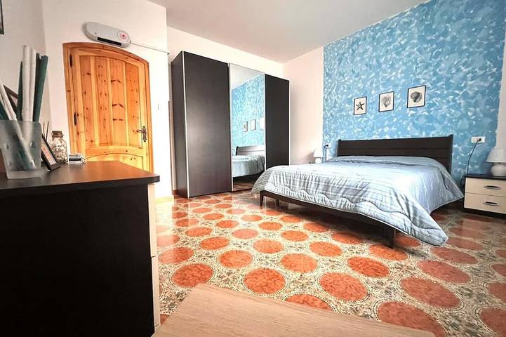 Villa pour 6 personnes, avec balcon ainsi que jardin et jacuzzi, animaux acceptés à Trabia - 3