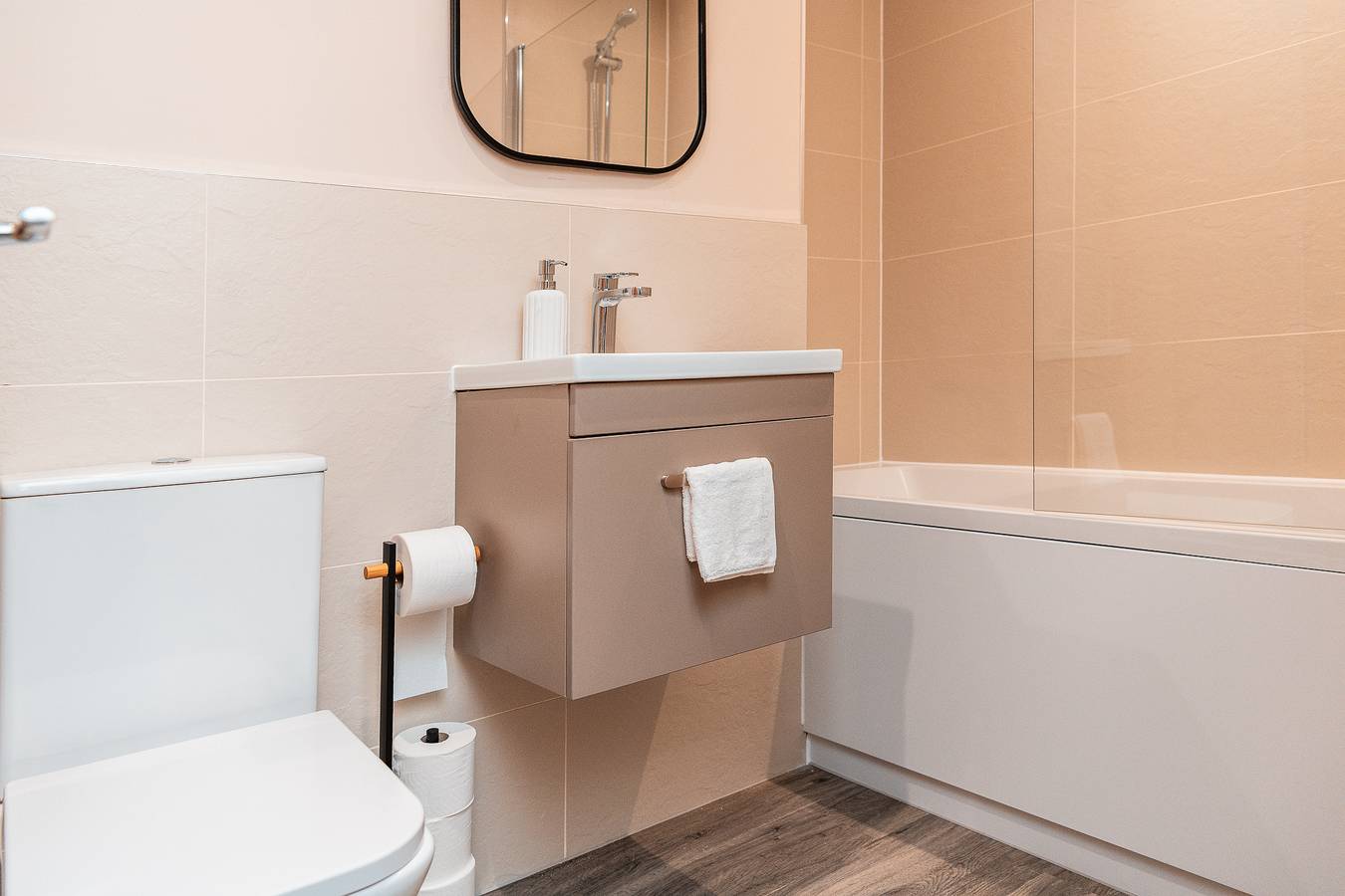 Entire vacation apartment, Captivating 2-Bed Apartment in Manchester in Manchester, Greater Manchester