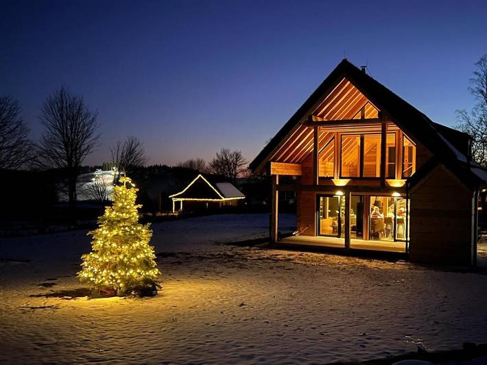 Chalet für 8 Personen, mit Garten und Ausblick sowie Sauna im Erzgebirge (Tschechien)
