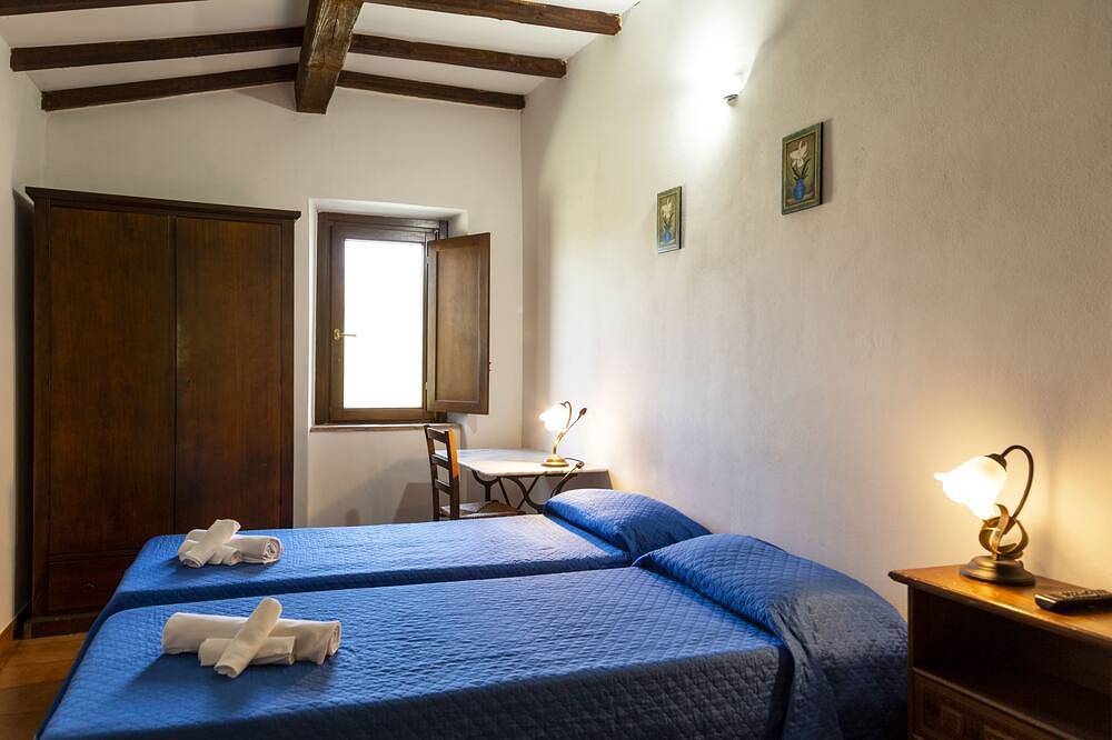 Eden Farm Rustic farm at the end of the 19th century with park and swimming pool in Pitigliano, Grosseto Provinz