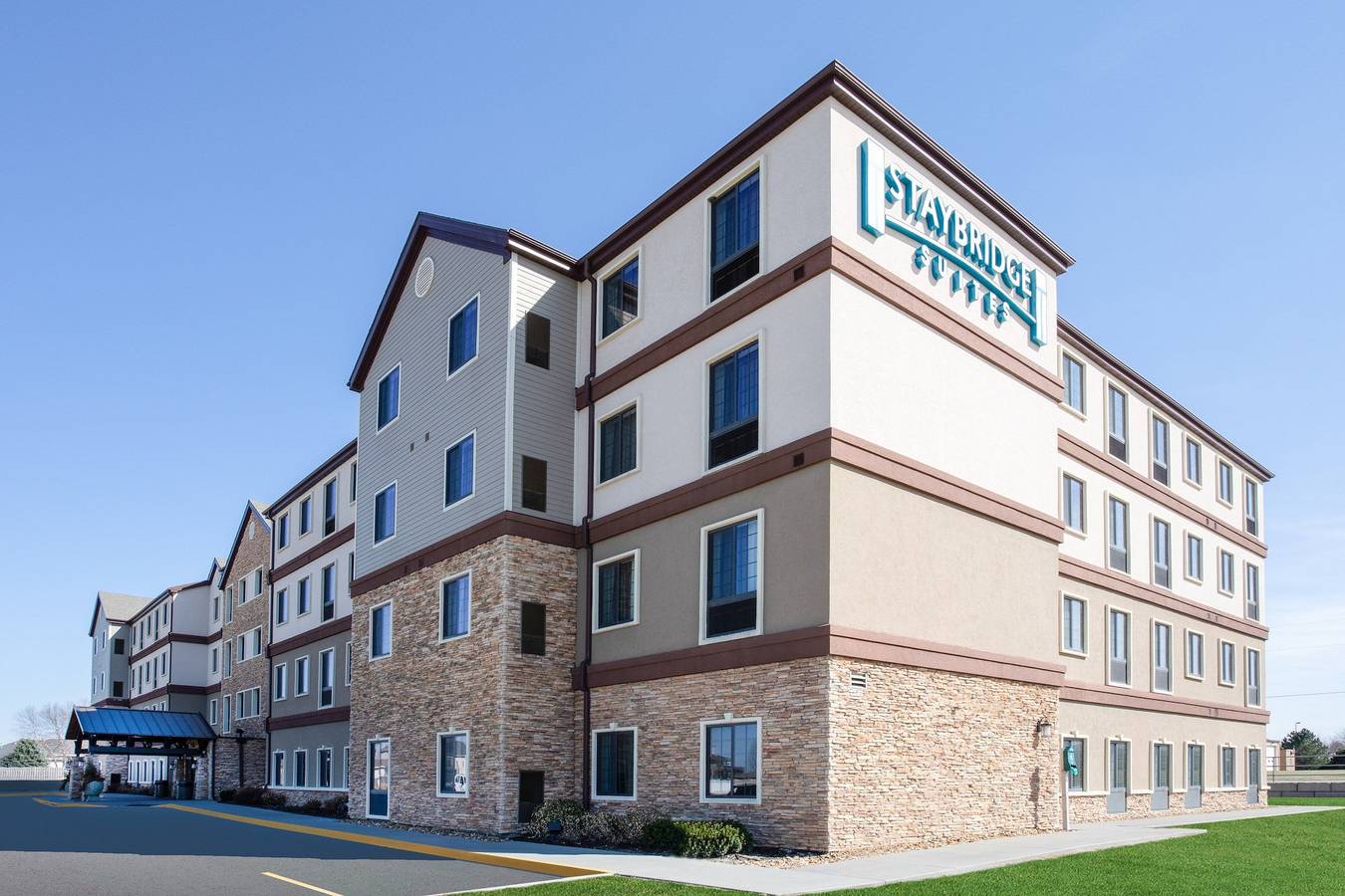 Ganze Wohnung, Staybridge Lincoln Northeast in Lancaster County (NE)