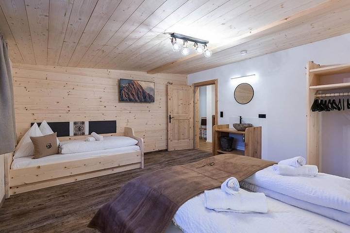 Ferienwohnung für 12 Personen, mit Garten