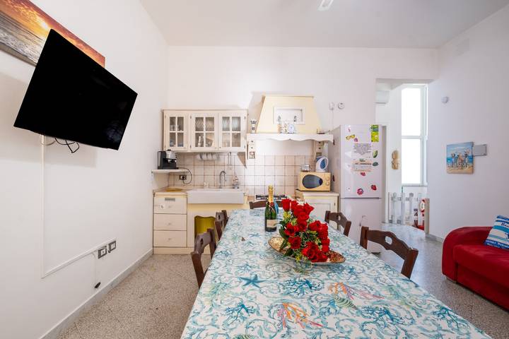 Ferienhaus 'Via Graziano' mit Meerblick, Wlan und Klimaanlage in Porto Cesareo, Golf von Tarent