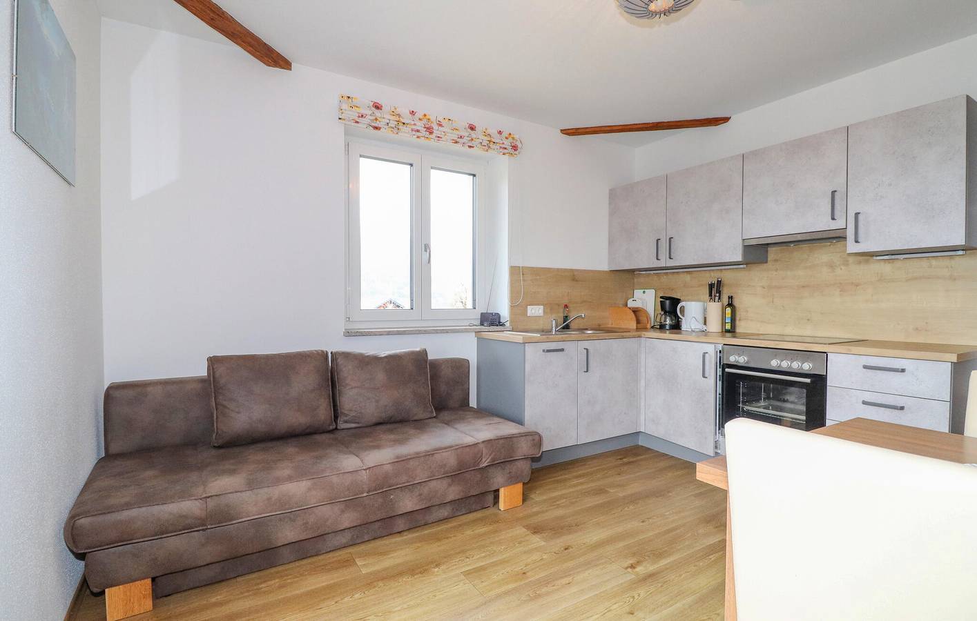 Ganze Ferienwohnung, Gemütliche Ferienwohnung: WLAN, Terrasse, in der Nähe des Flusses und der Skistation, Parkplatz inklusive in Salzkammergut-Berge, St. Koloman