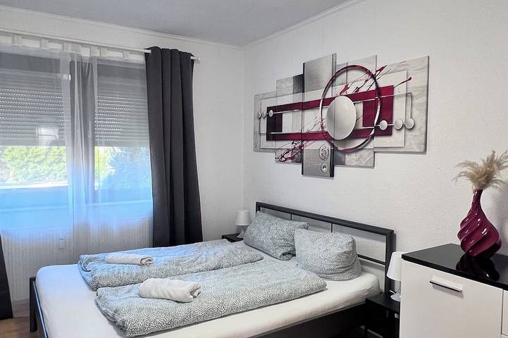 Ganze Wohnung, Moderne Wohnung mit Terasse, 15min Centro Netflix in Dinslaken, Kreis Wesel