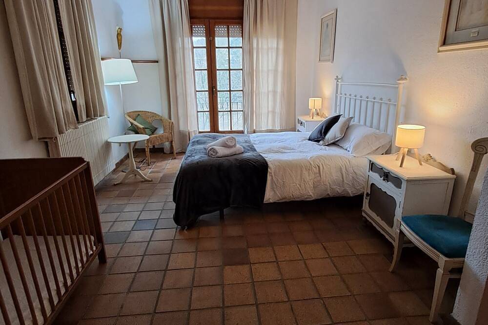 Beautiful house with pool at the foot of Montseny Pet Friendly Golf Pàdel in Gualba, Barcelona Provinz