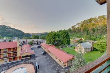 Vacation Apartment for 6 Guests in Gatlinburg, Sevier County, Picture 2