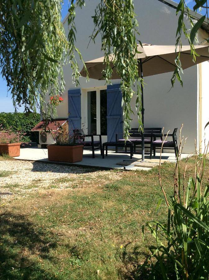 Location de vacances pour 6 personnes, avec jardin et vue à Magny-Cours - 4