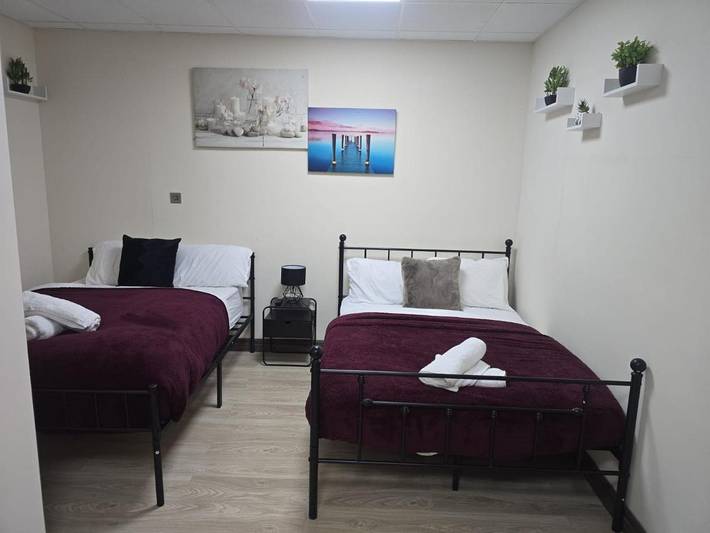 B&b for 5 people in Birmingham