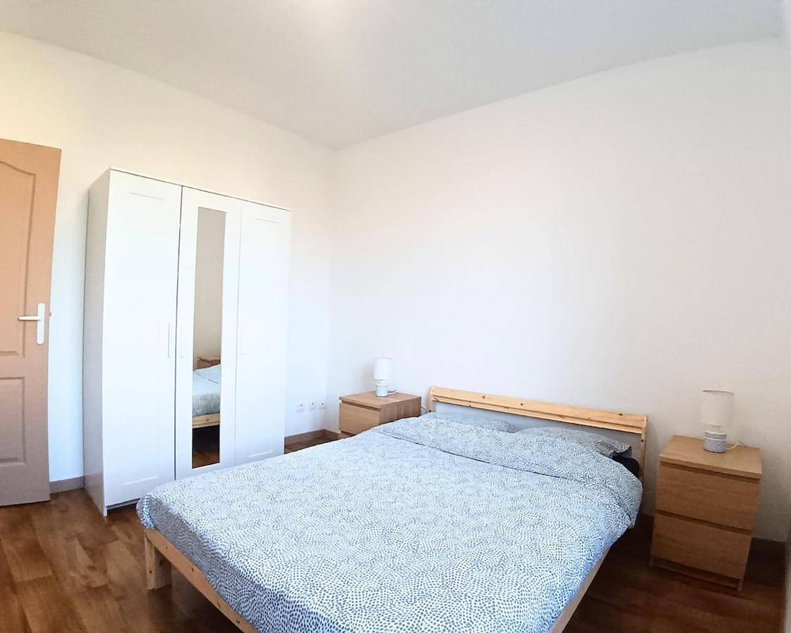 Appartement entier, Appartement calme et spacieux Proche Lille in Mons-en-Barœul, Région de Lille