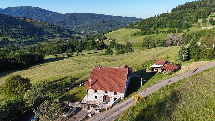 Chalet für 12 Personen, mit Garten und Whirlpool - 1