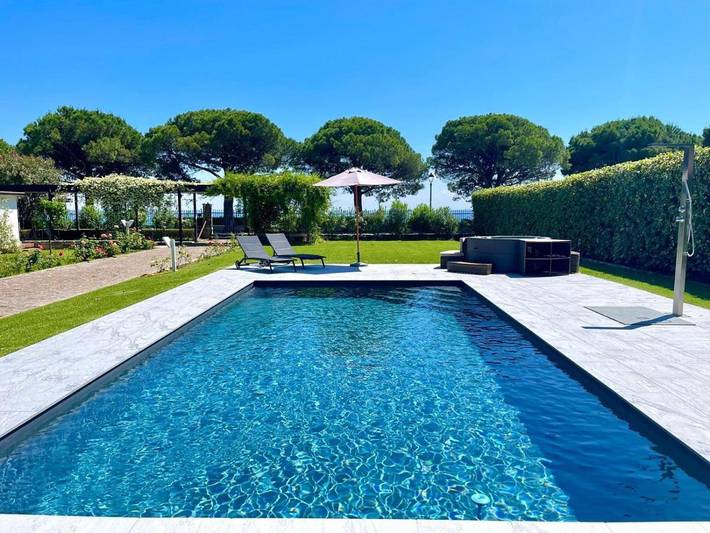 Villa für 18 Personen, mit Ausblick und Garten sowie Seeblick und Pool in Toscolano-Maderno - 4