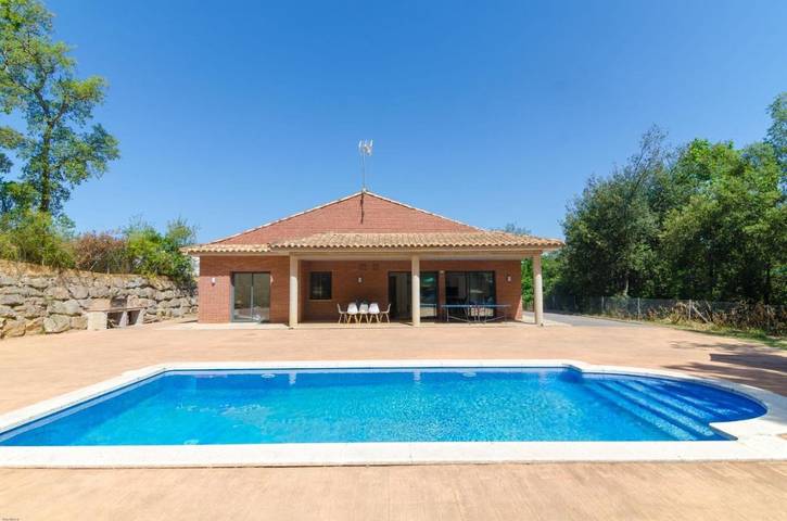 Casa rural para 11 personas, con Terraza además de Jardín y Piscina en Caldas de Malavella - 2
