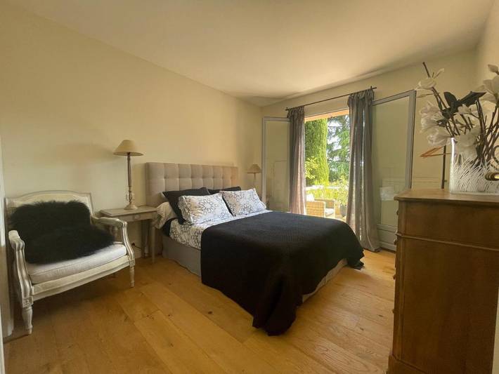 Chambre d’hôte pour 2 personnes, avec Terrasse ainsi que Jardin et Vue à Vallauris