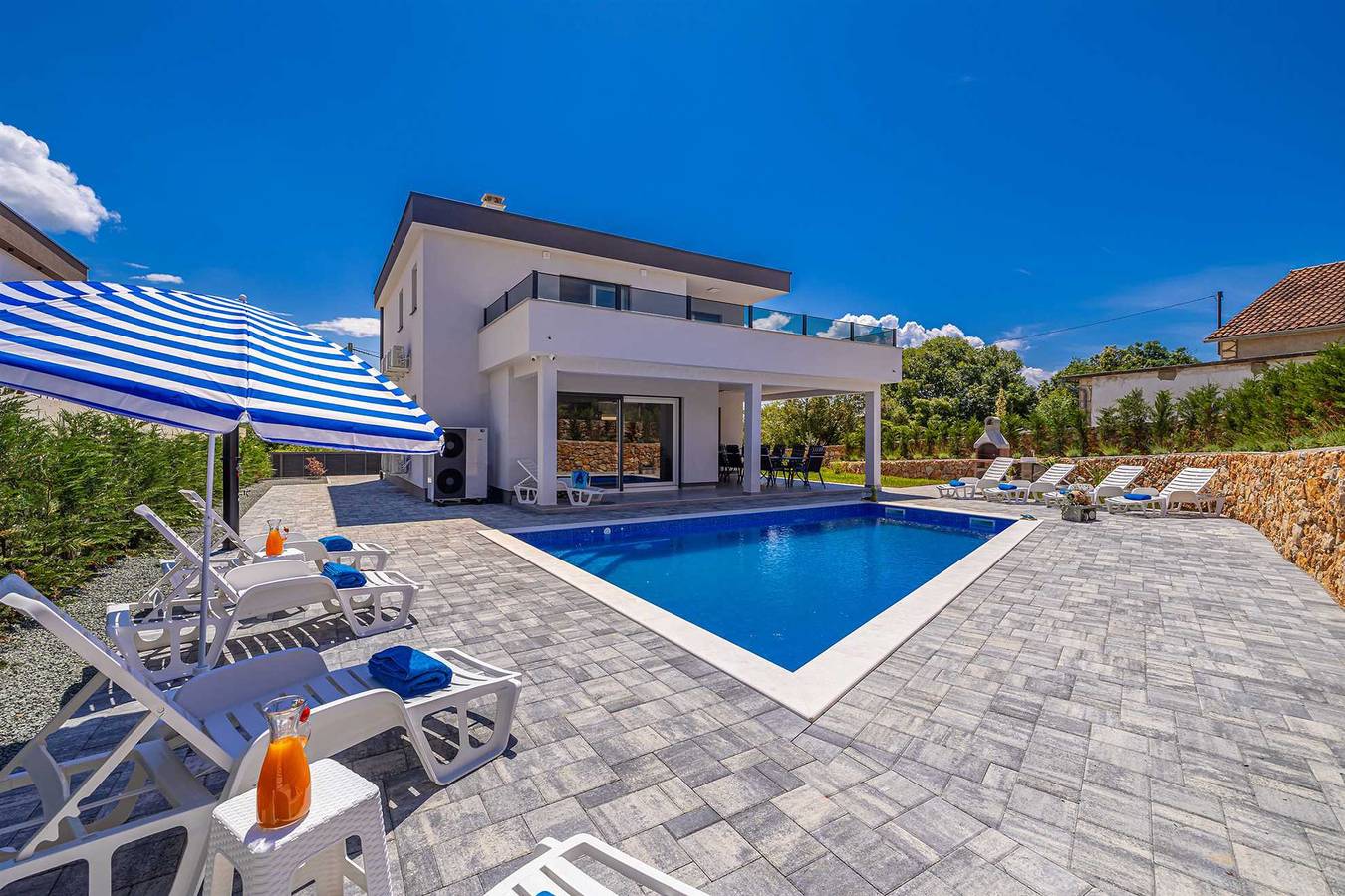 Villa Katharina mit privatem Pool in Linardici, Krk