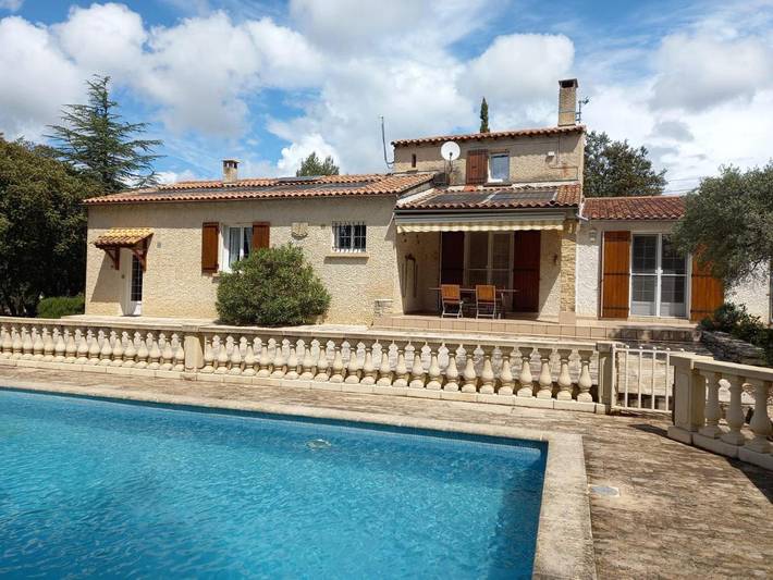 Location de vacances pour 9 personnes, avec jardin ainsi que vue et piscine à Beaumes-de-Venise - 2