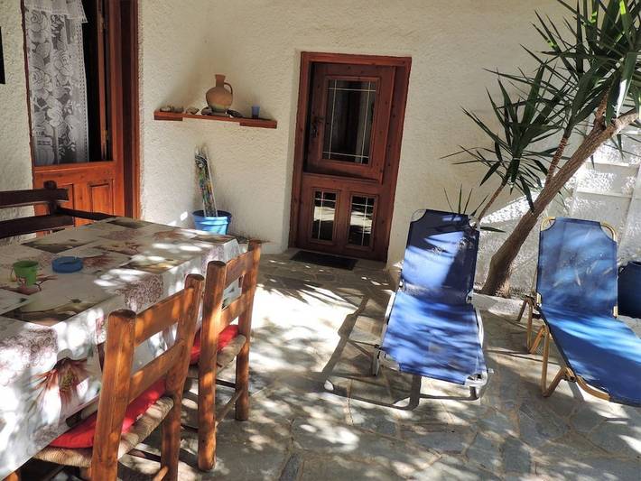 Ferienhaus für 2 Personen, mit Terrasse und Garten in Pitsidia - 4