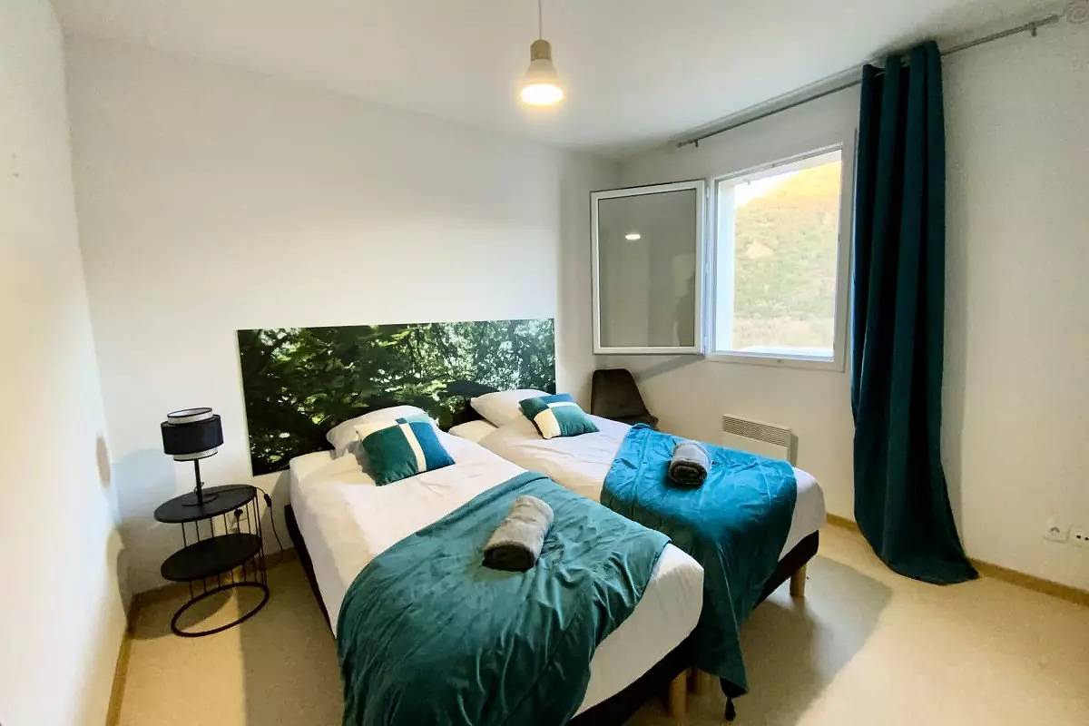 Appartement entier, Appartements pour 5 Personnes in Avène, Région de Lodève