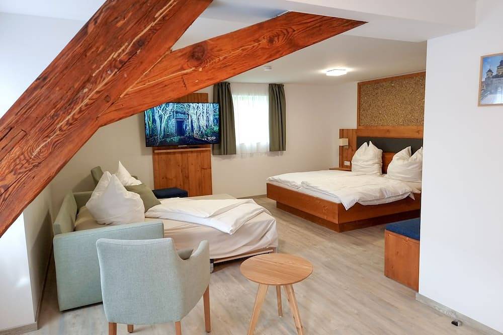 Ganze Wohnung, Apartment (52qm) mit Deckenbalken in Muhr am See, Fränkisches Seenland
