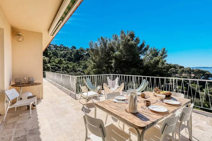 Villa pour 10 personnes, avec jardin et vue dans Le Lavandou - 2