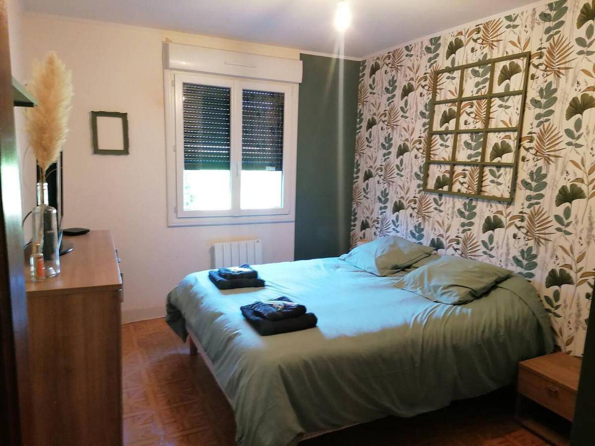 Appartement de vacances entier, Chambres à louer à 10 minutes du Mans, dans la Sarthe in Parigné-l'Évêque, Sarthe
