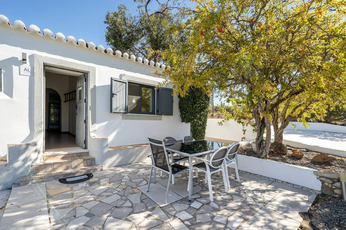 Ferienwohnung 'Caramujeira Country House, Marinha' mit privatem Garten, Balkon und WLAN in Faro Distrikt