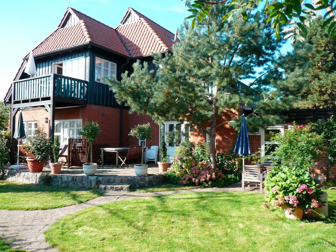 Geheel vakantieappartement, Vakantieappartement voor 2 personen met terras in Scharbeutz, Kreis Ostholstein