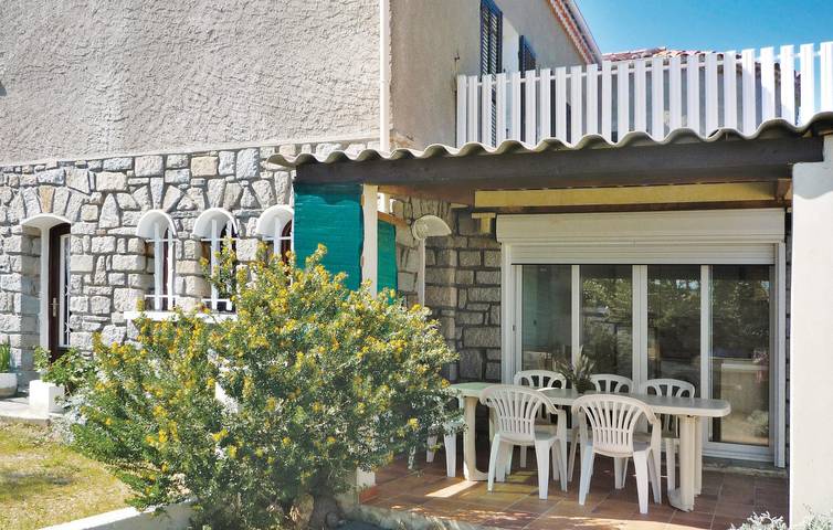 Appartamento intero, Accogliente appartamento sulla spiaggia con terrazza e parcheggio in Calvi, Calvi e dintorni