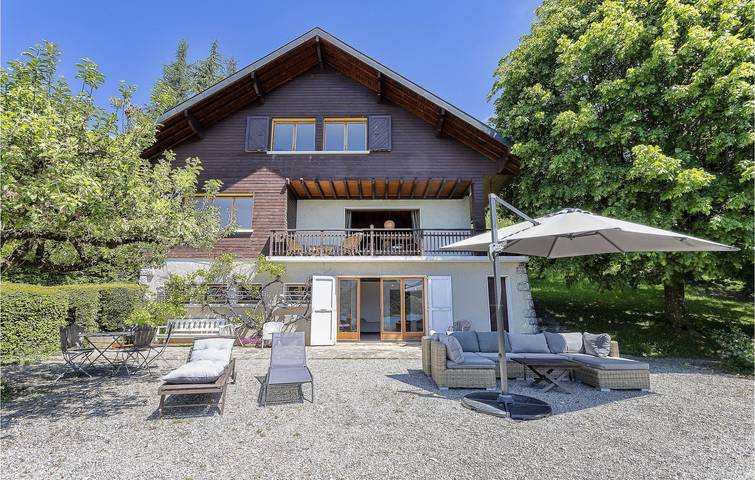 Casa de vacaciones para 12 personas, con terraza y vistas al lago - 1