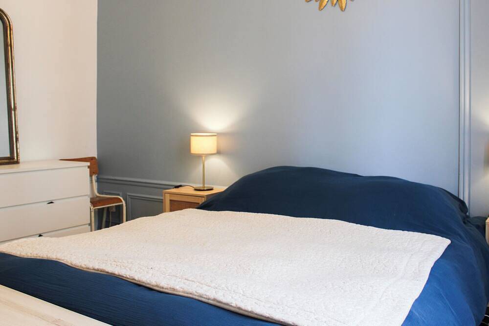 Geheel appartement, Spacious and bright 95m² apartment in Courbevoie in Courbevoie, Hauts-de-Seine