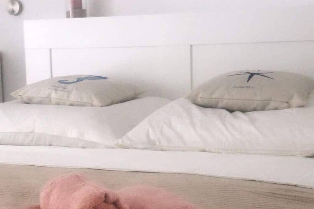 Salt&Sea Summerhouse Mandre, 30m vom Strand, Garten,Whirlpool,Meerblick in Mandre, Pag