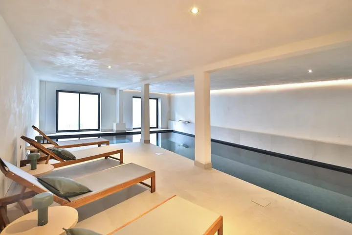 Chalet para 12 personas, con jardín y piscina - 1