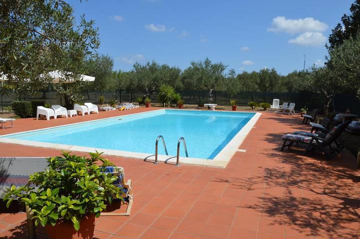Casa vacanza per 6 persone, con Giardino a Grumo Appula