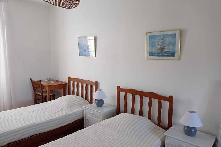 Location de vacances pour 6 personnes, avec jardin à Barzan - 4