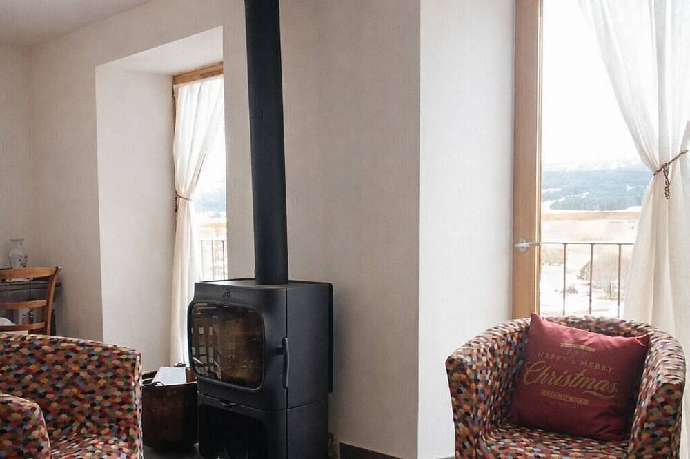 Chalet 8 people- 4 Bedrooms - Magnificent view in Réal, Parc naturel régional des Pyrénées catalanes